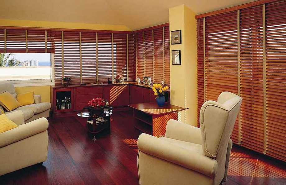 2″ Wood Blind Gallery 2