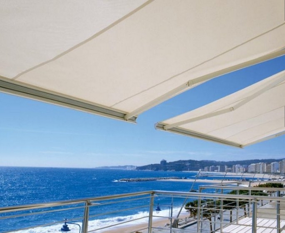 Retractable Awnings Miami Ariesblinds